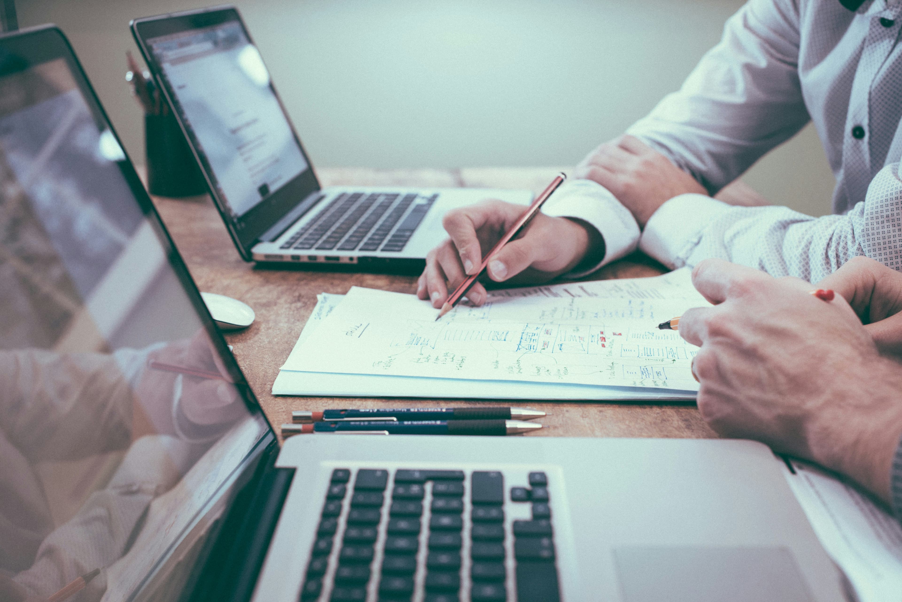 Design Engineerng What is a design engineer? (And how they're different from product ...